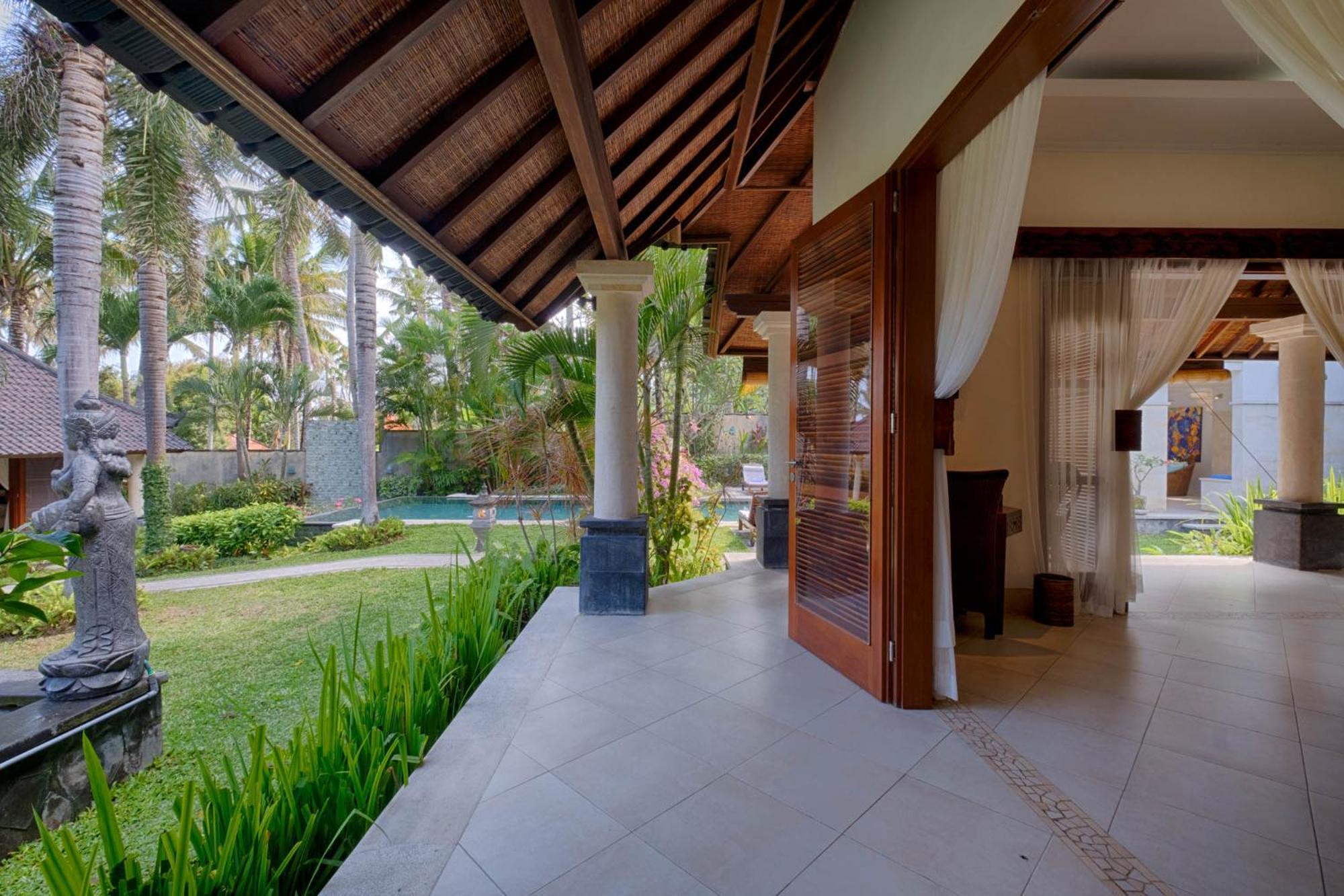 Kutus Kutus Saba Beach Villa Yogyakarta Kültér fotó