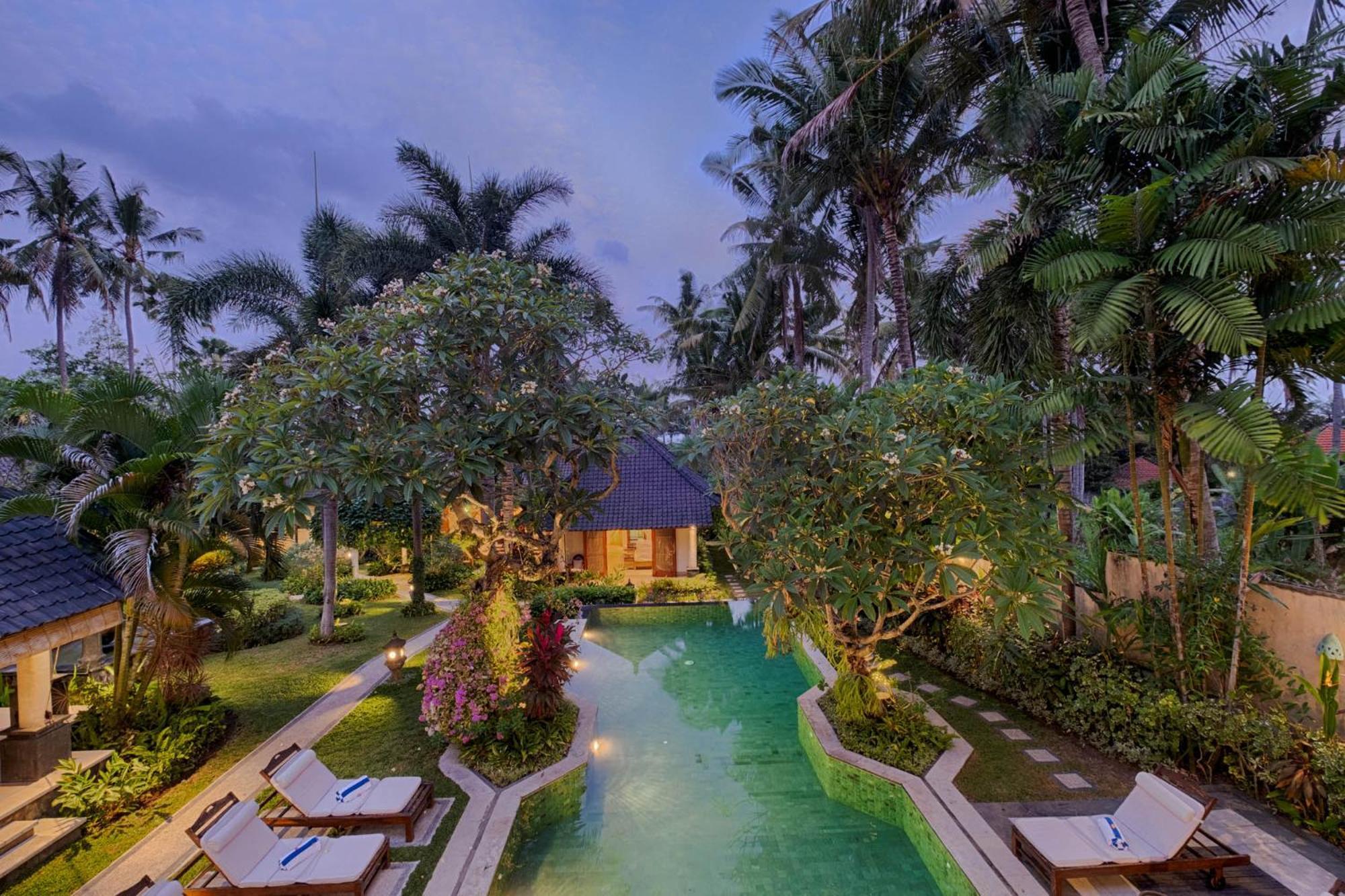 Kutus Kutus Saba Beach Villa Yogyakarta Kültér fotó
