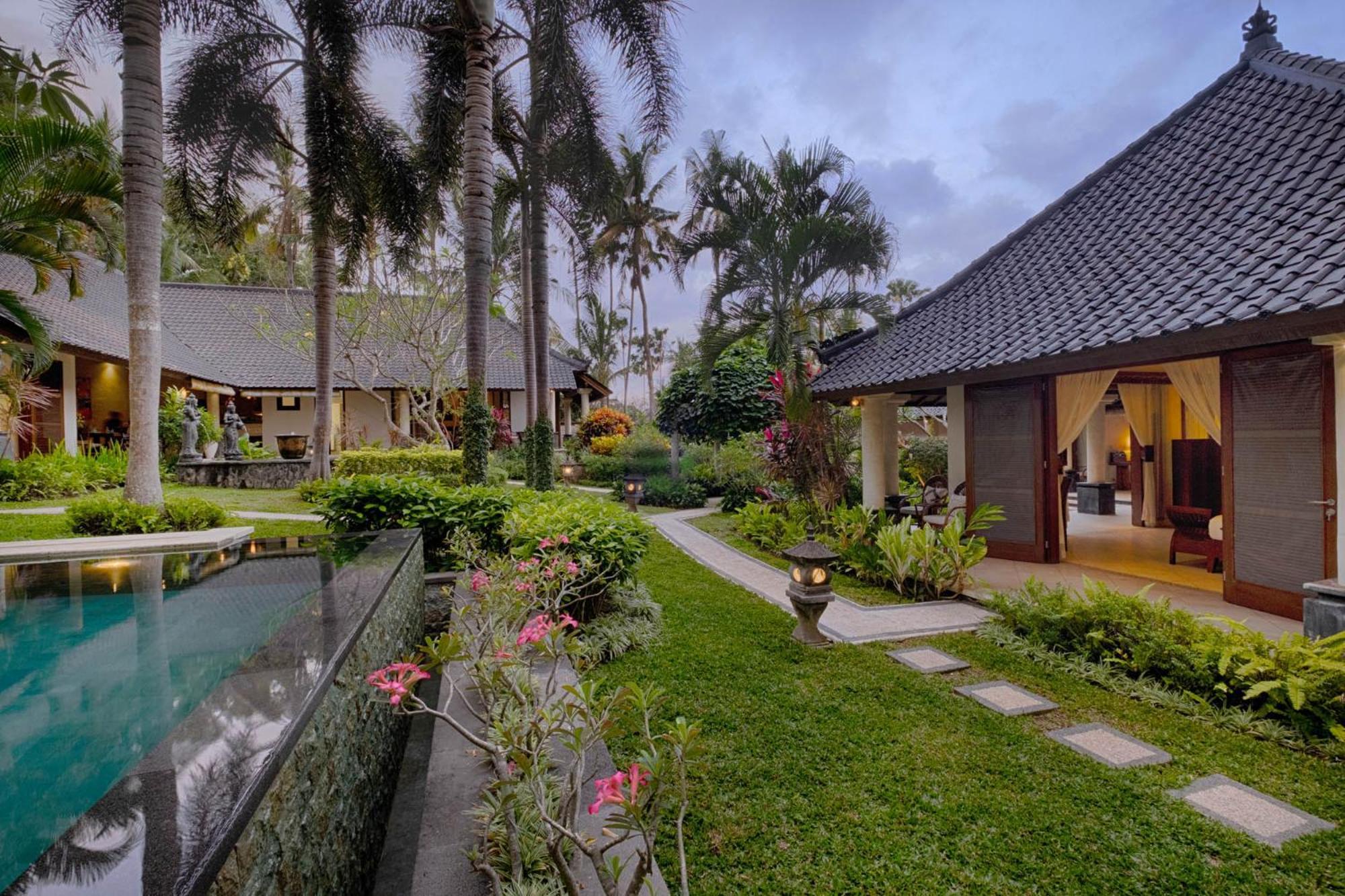 Kutus Kutus Saba Beach Villa Yogyakarta Kültér fotó