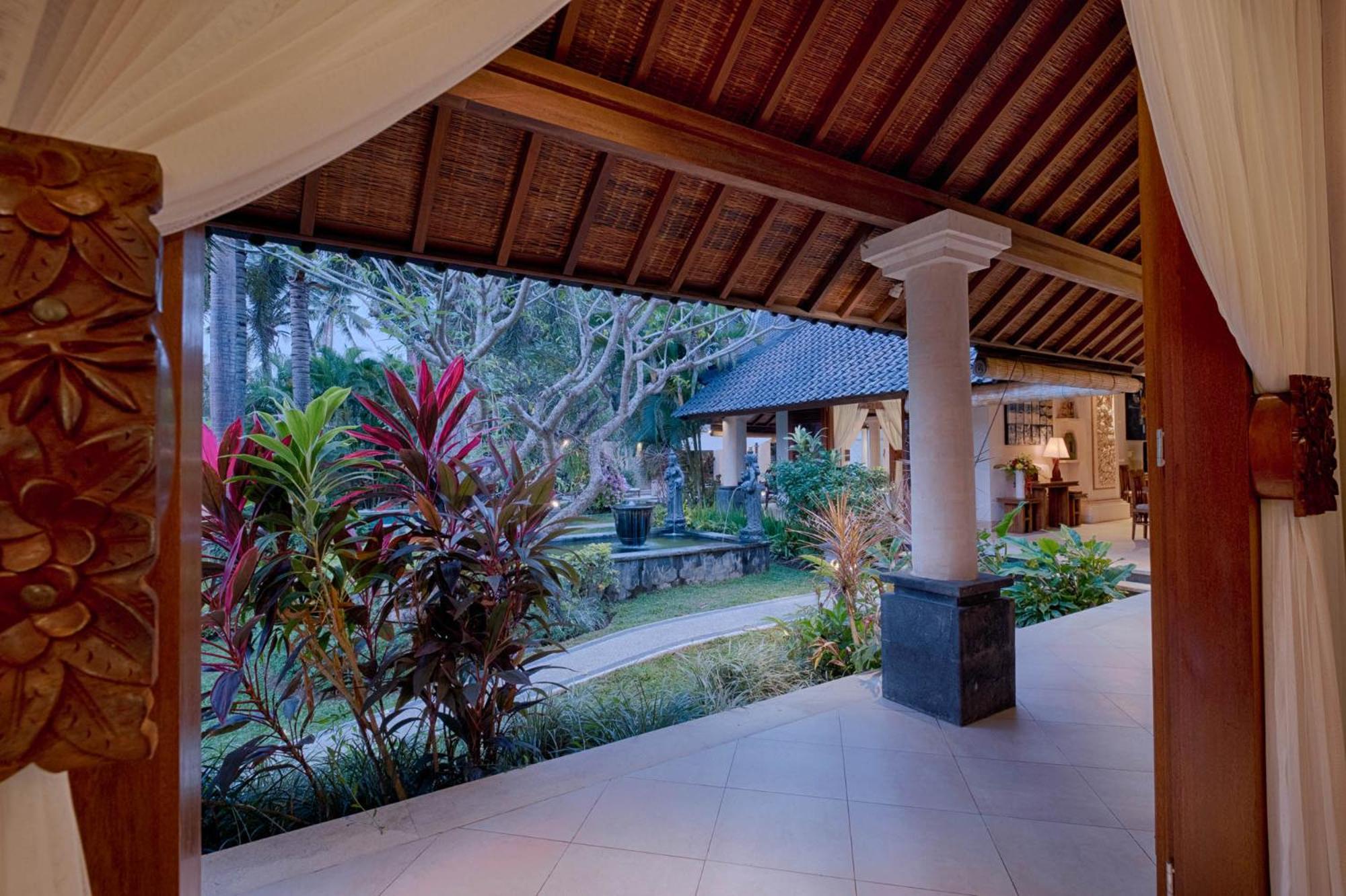 Kutus Kutus Saba Beach Villa Yogyakarta Kültér fotó
