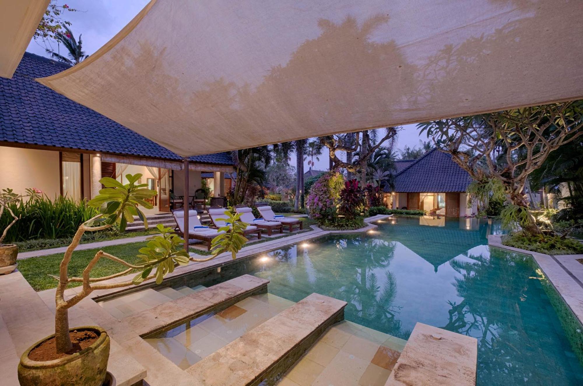 Kutus Kutus Saba Beach Villa Yogyakarta Kültér fotó