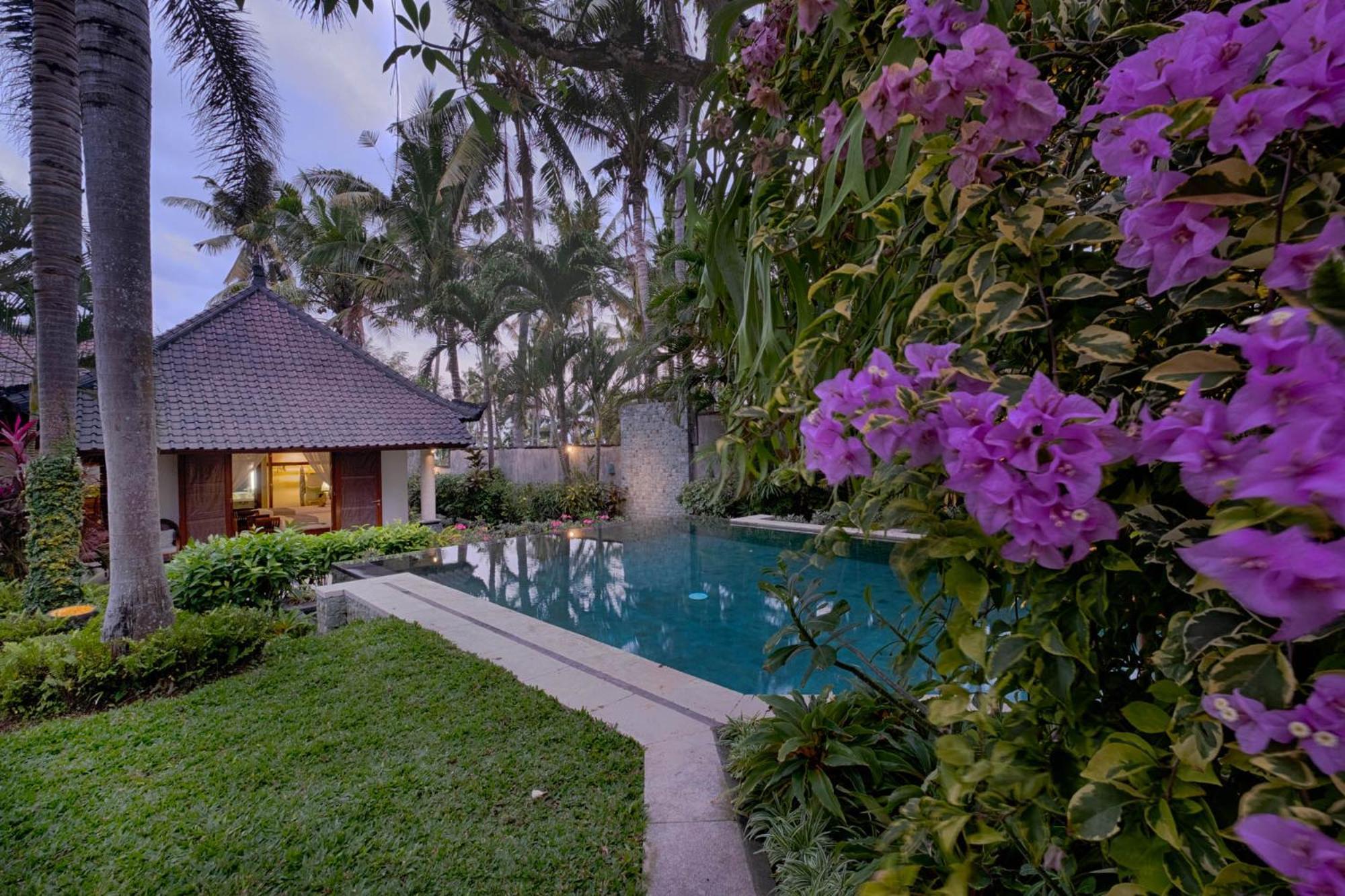 Kutus Kutus Saba Beach Villa Yogyakarta Kültér fotó