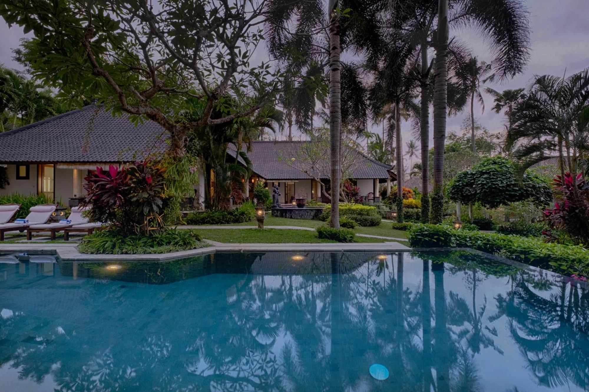 Kutus Kutus Saba Beach Villa Yogyakarta Kültér fotó