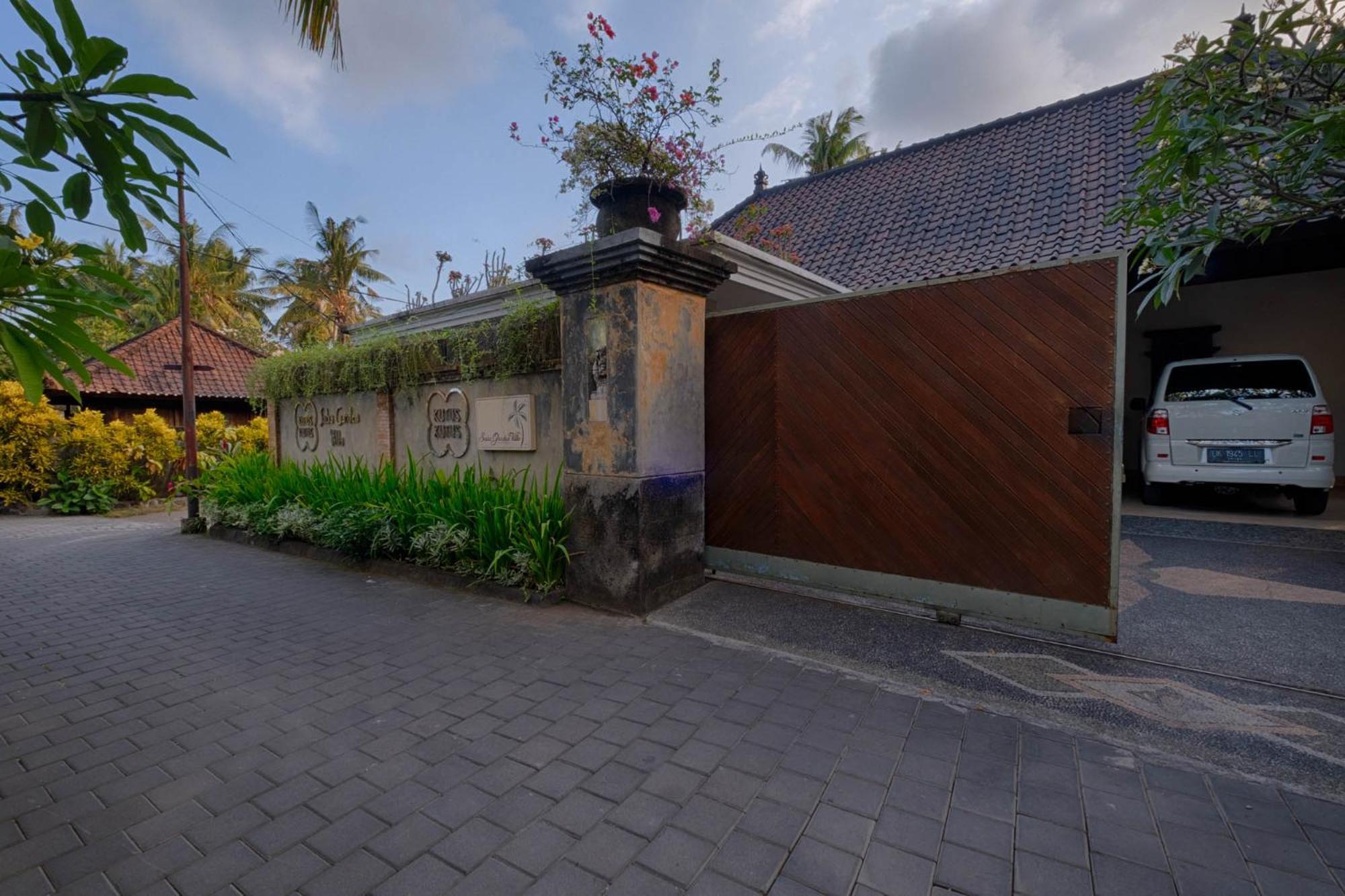 Kutus Kutus Saba Beach Villa Yogyakarta Kültér fotó