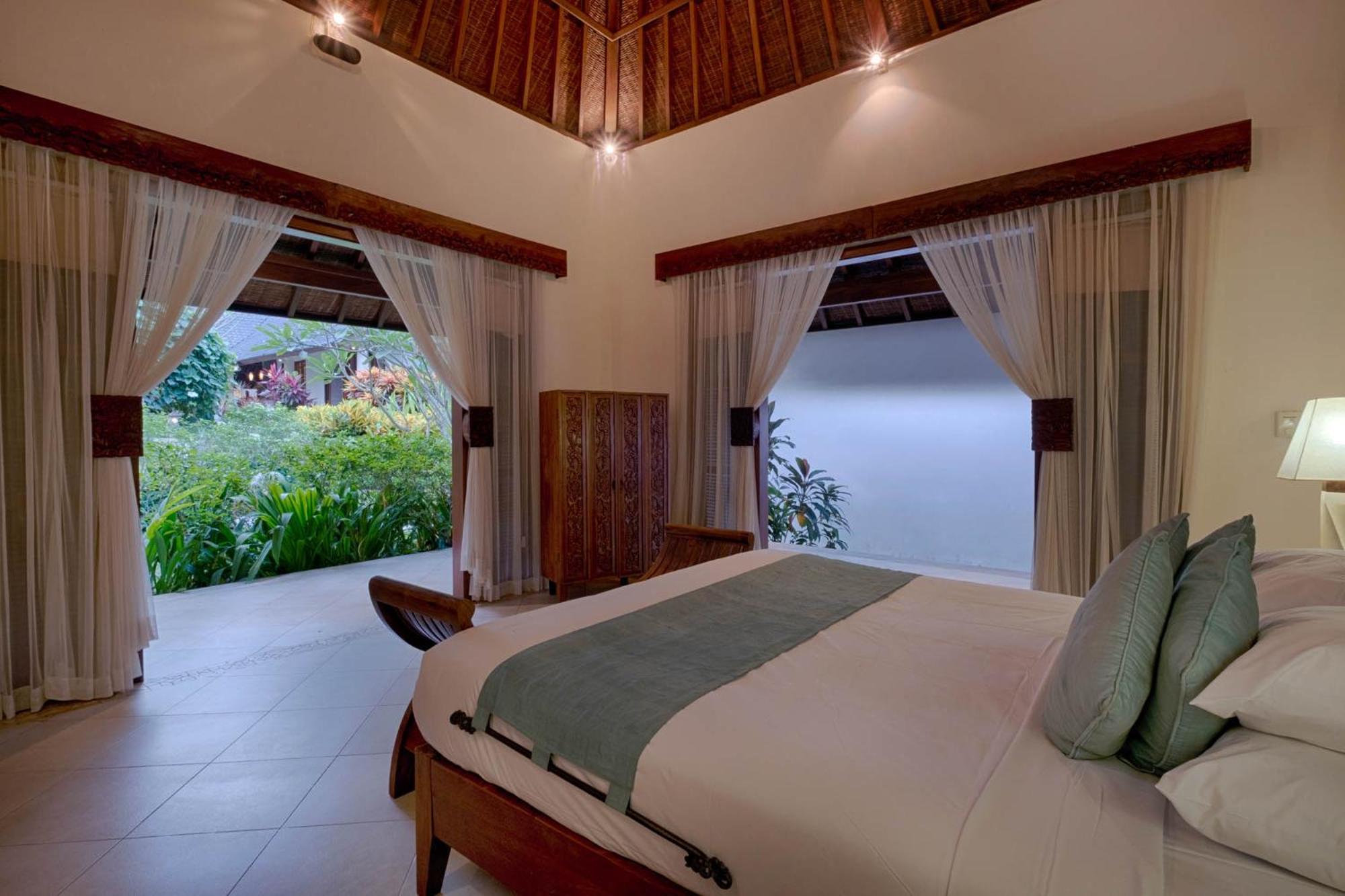 Kutus Kutus Saba Beach Villa Yogyakarta Kültér fotó
