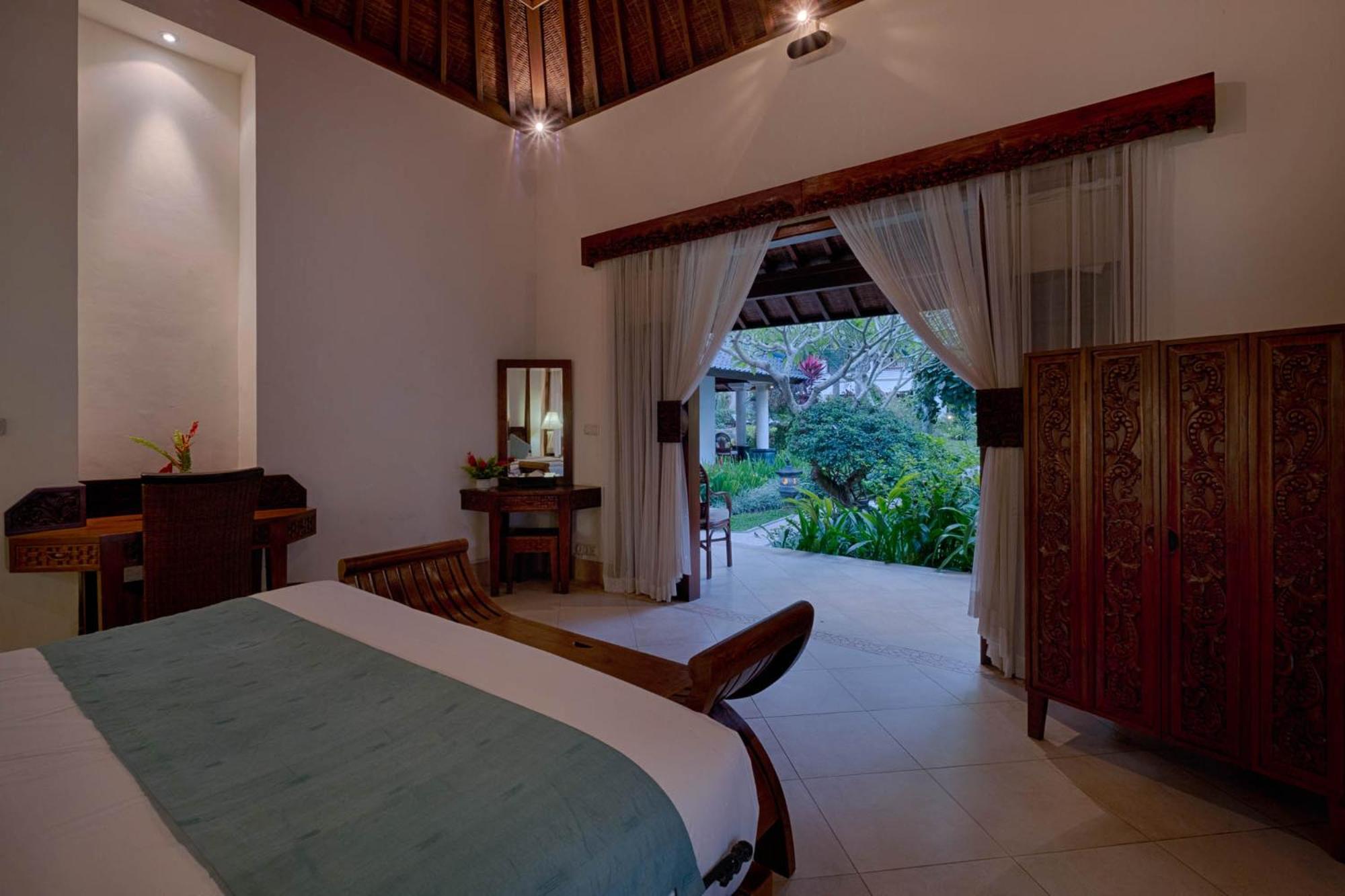 Kutus Kutus Saba Beach Villa Yogyakarta Kültér fotó