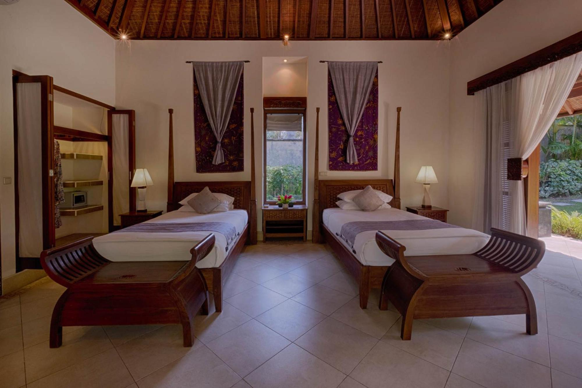 Kutus Kutus Saba Beach Villa Yogyakarta Kültér fotó